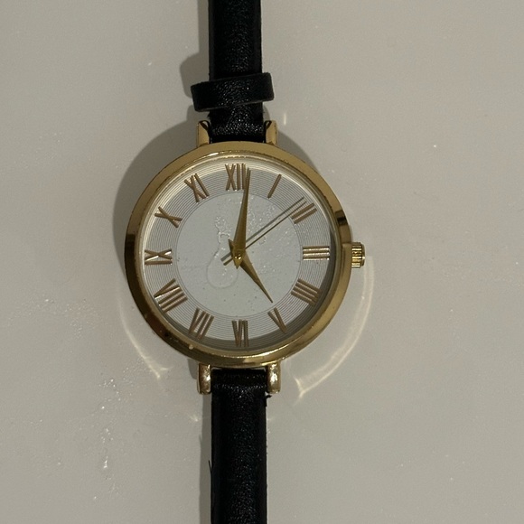 Watch - Picture 3 of 3